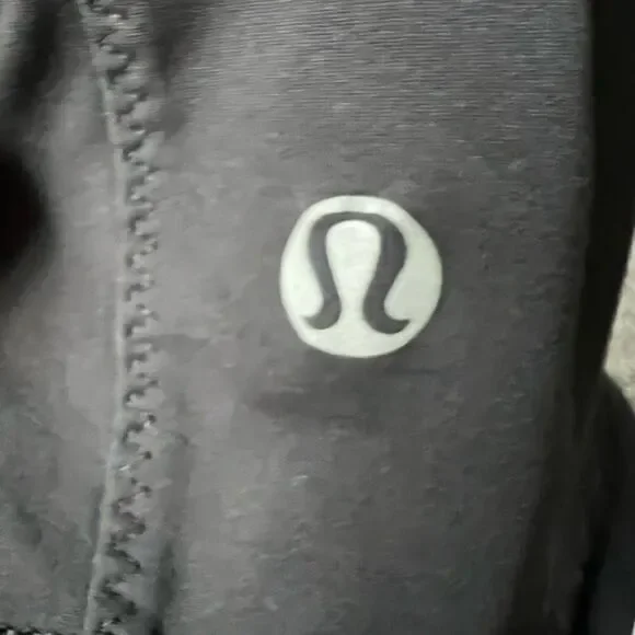 Lululemon cropped black leggings - Picture 4 of 6